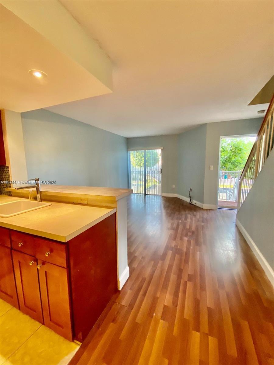 Property photo # 6