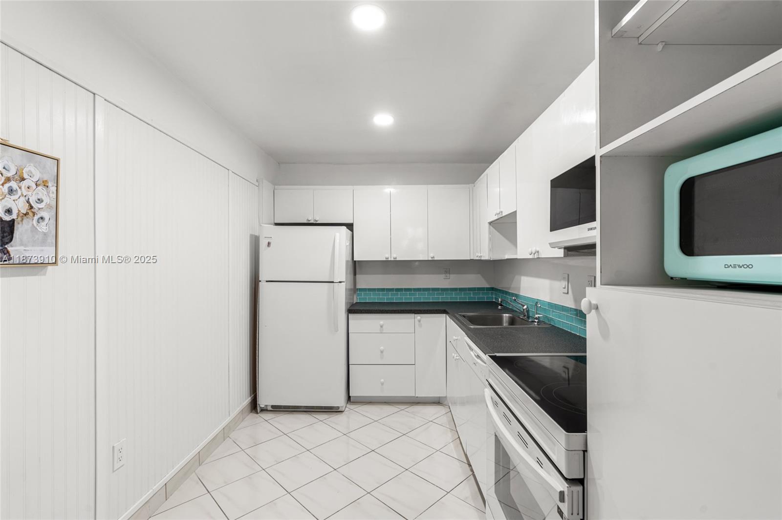 Property photo # 8