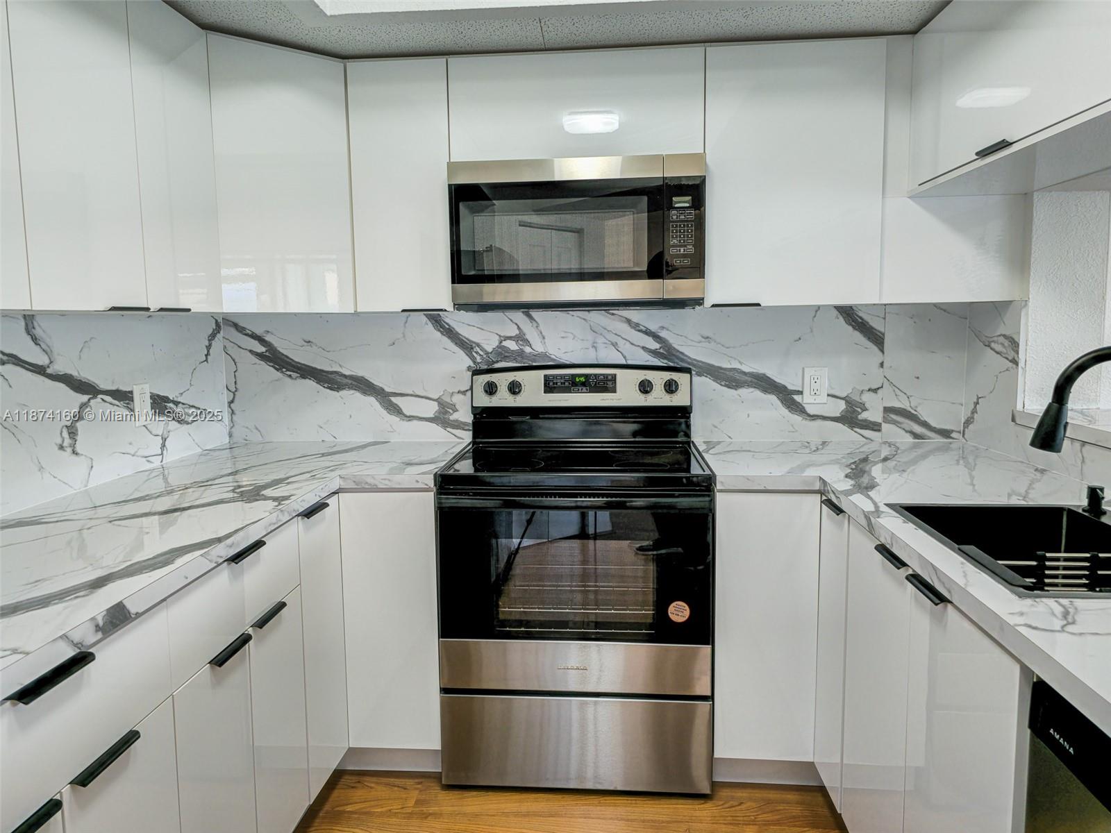 Property photo # 0