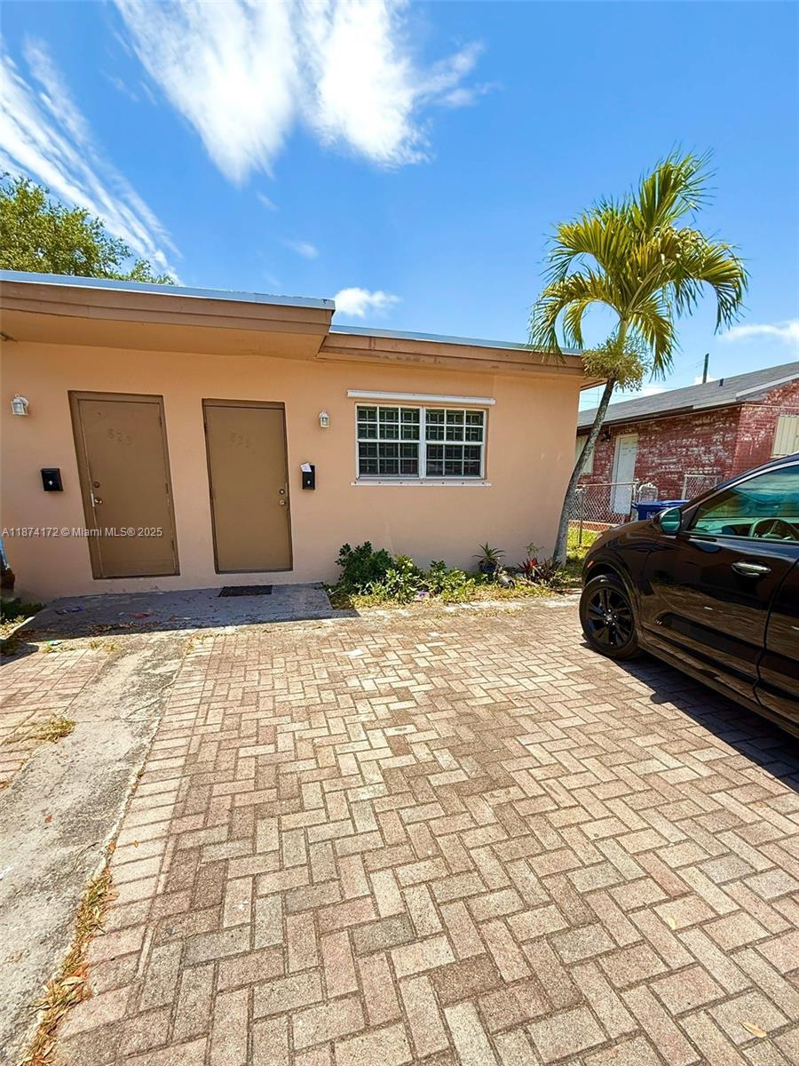 Property photo # 0