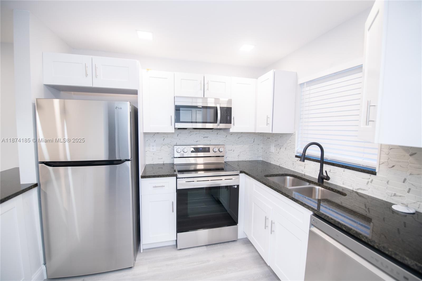 Property photo # 4