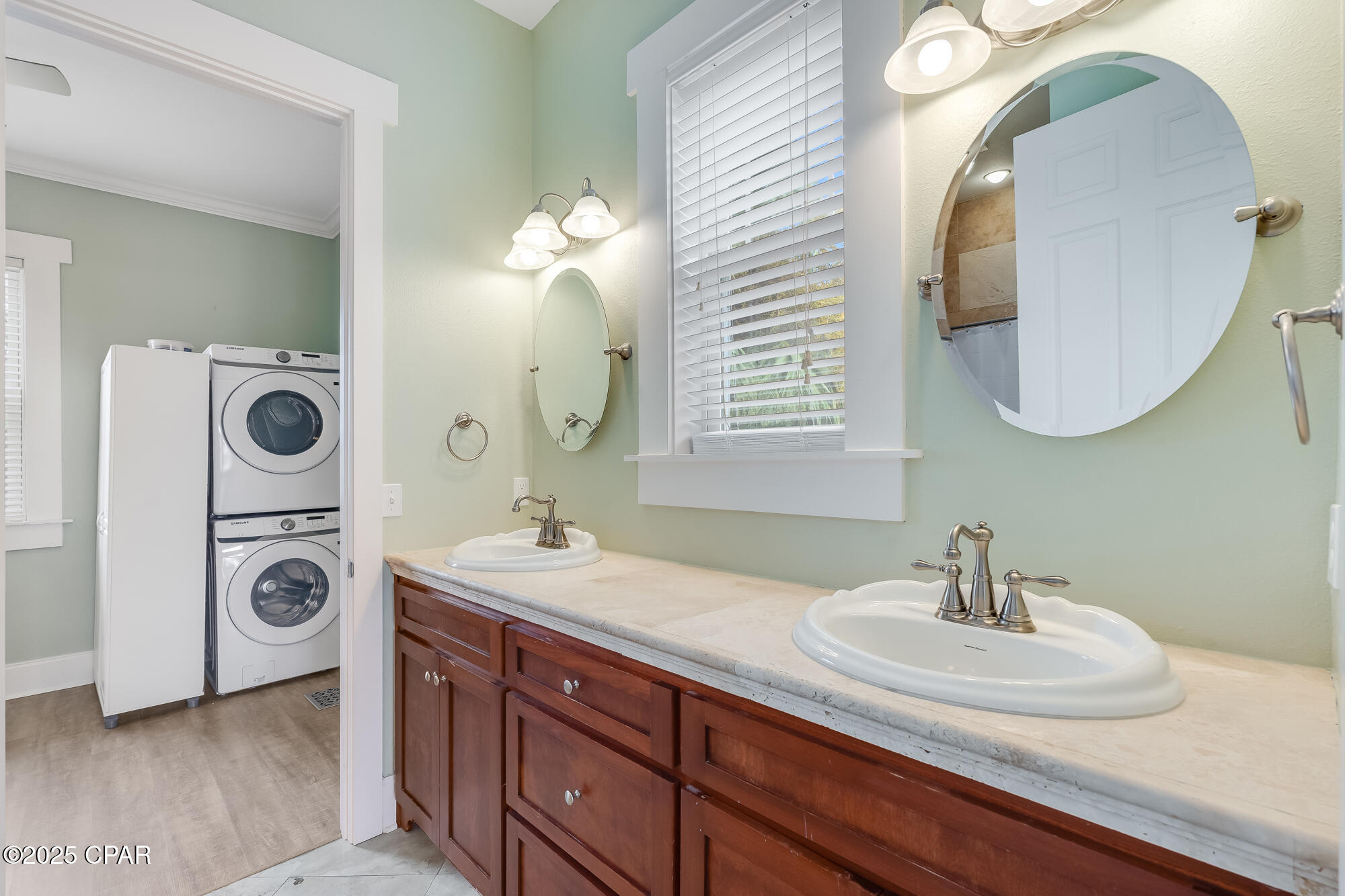 8rod95bv83x_pfwrxtmmj5x8shhatul5zxyihviaiui