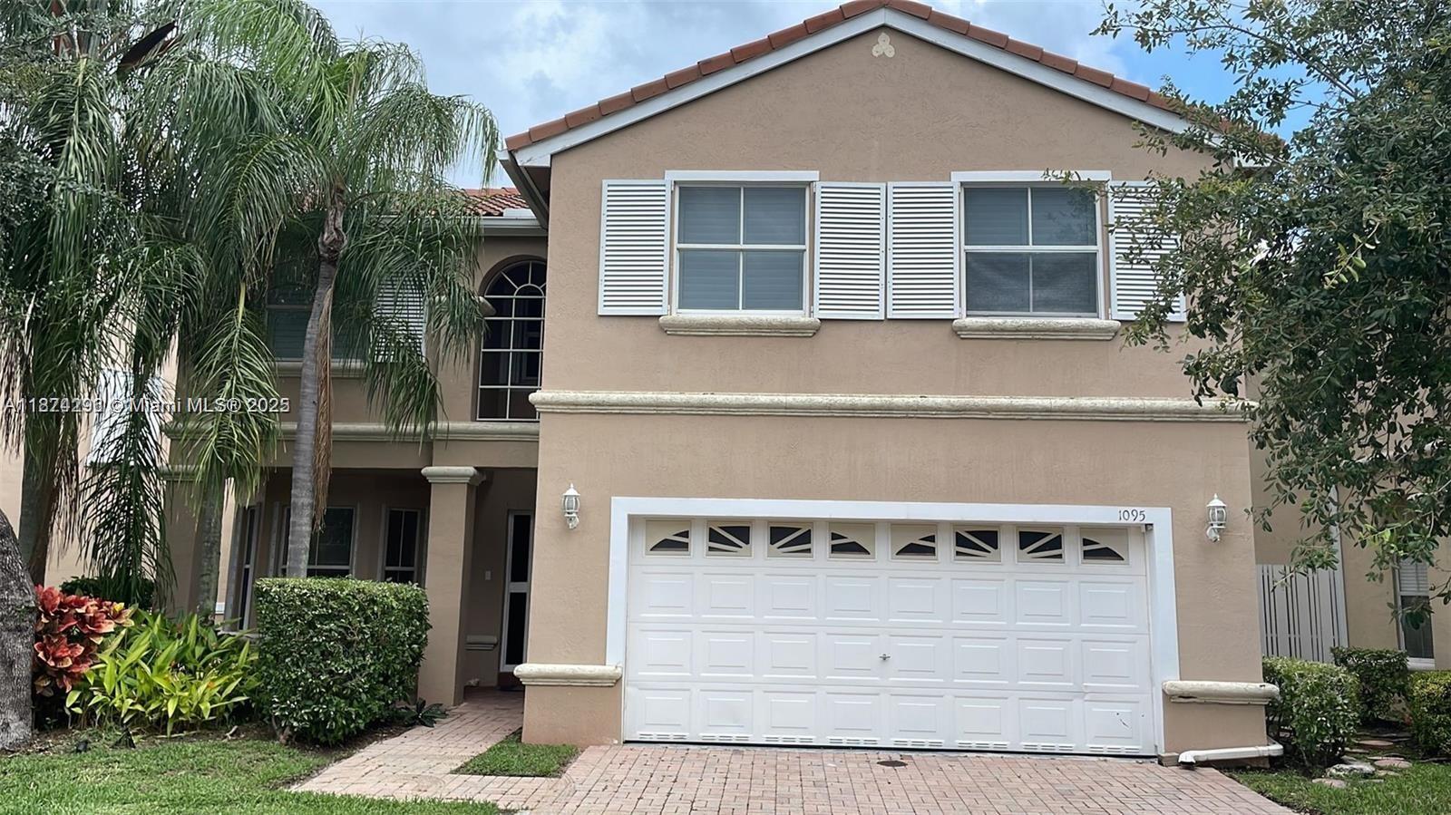 1095 Weeping Willow Way, Hollywood, Florida 33019