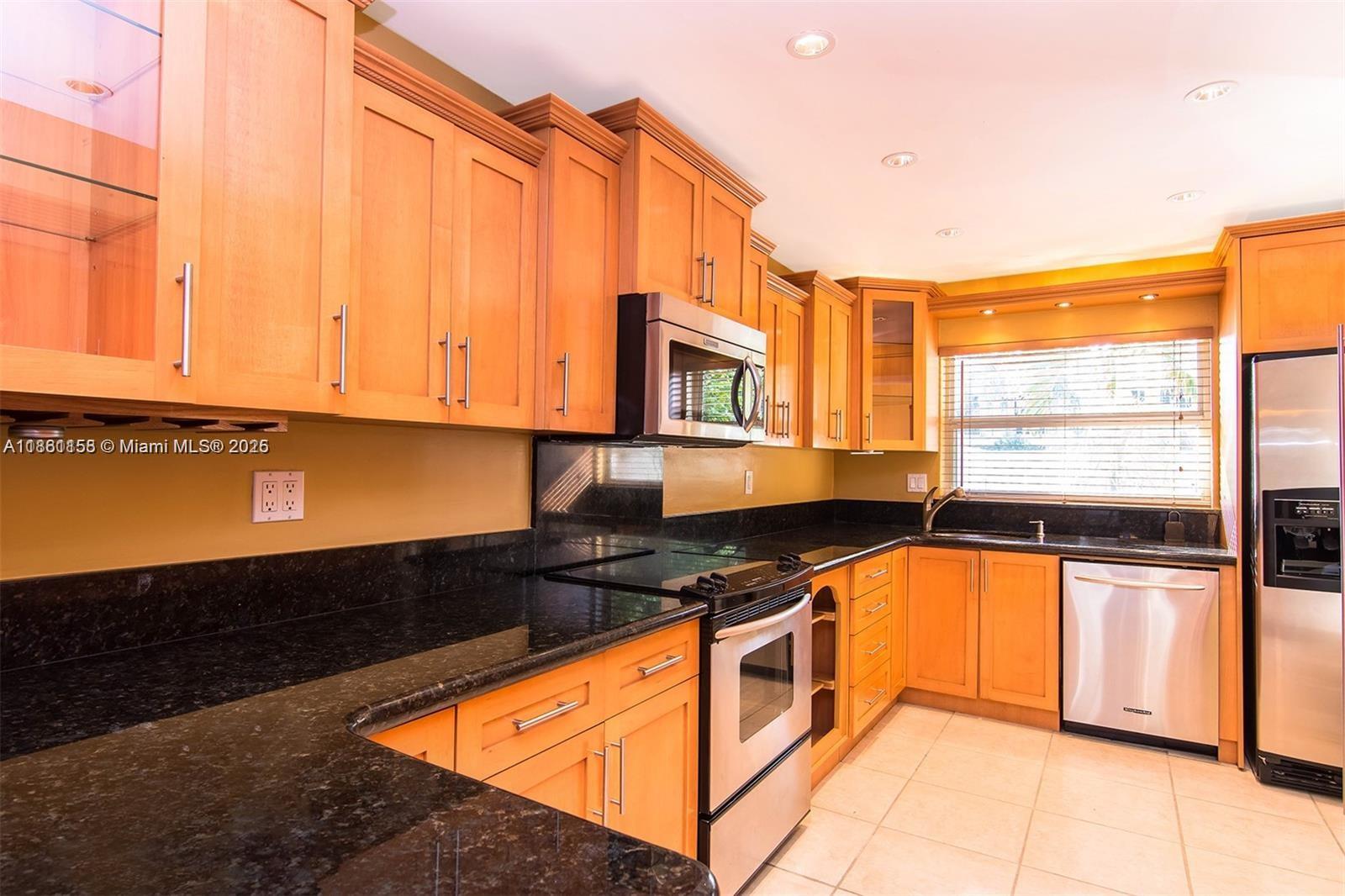 Property photo # 9