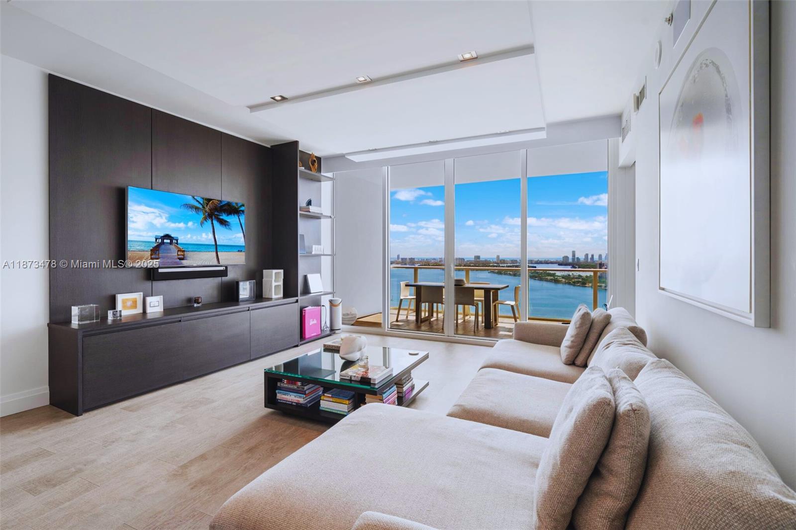 2020 Bayshore Dr Unit 3106, Miami, Florida 33137