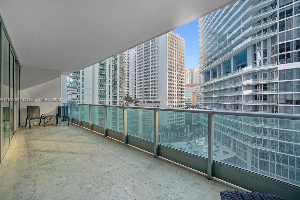 1331 Brickell Bay Dr #906, Miami FL 33131