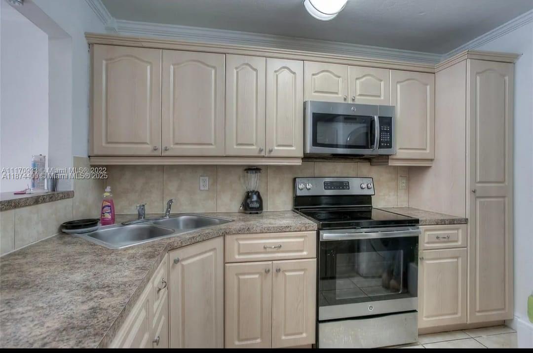 Property photo # 6