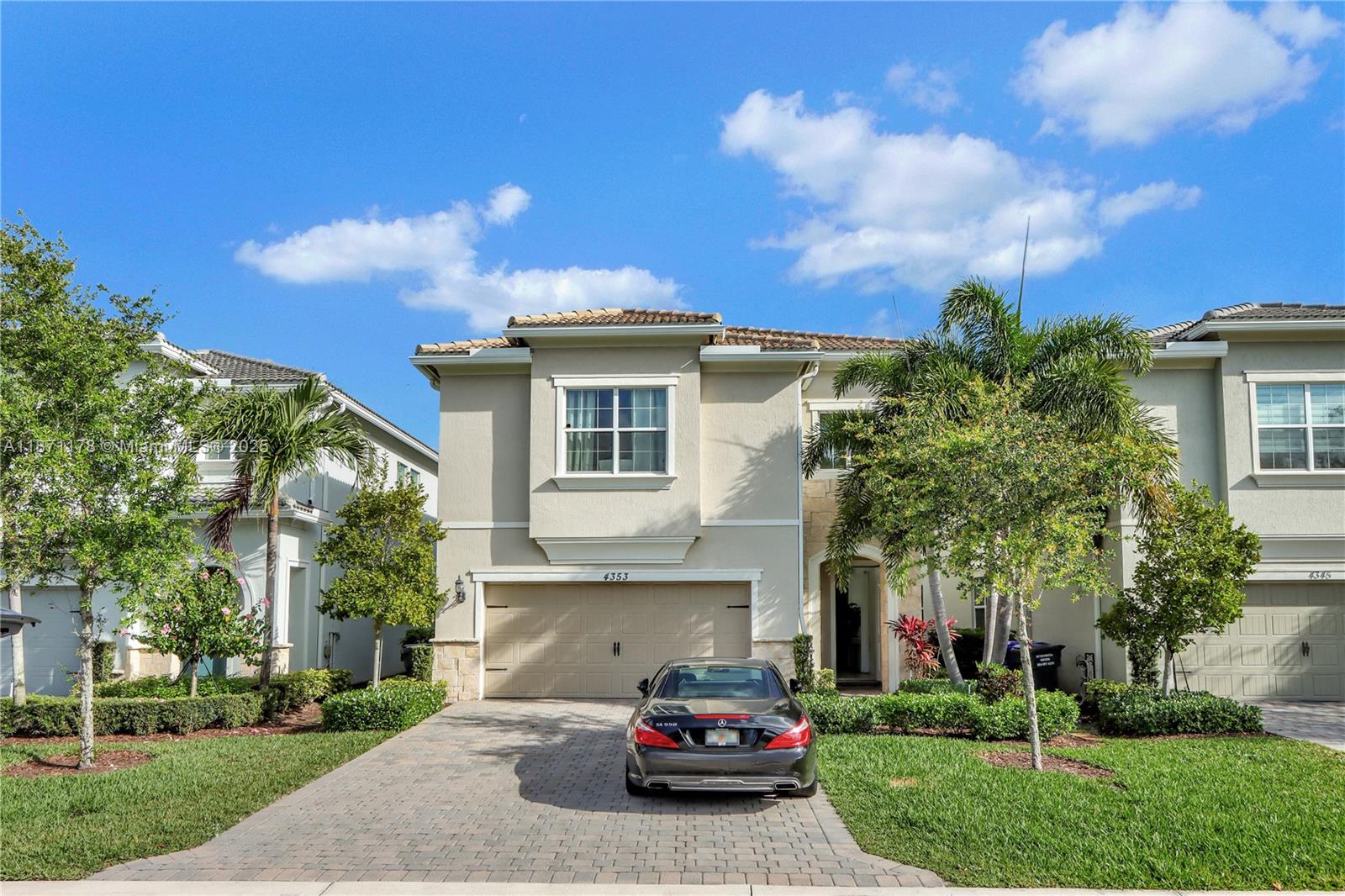 4353 Large Leaf Ln, Hollywood, Florida 33021