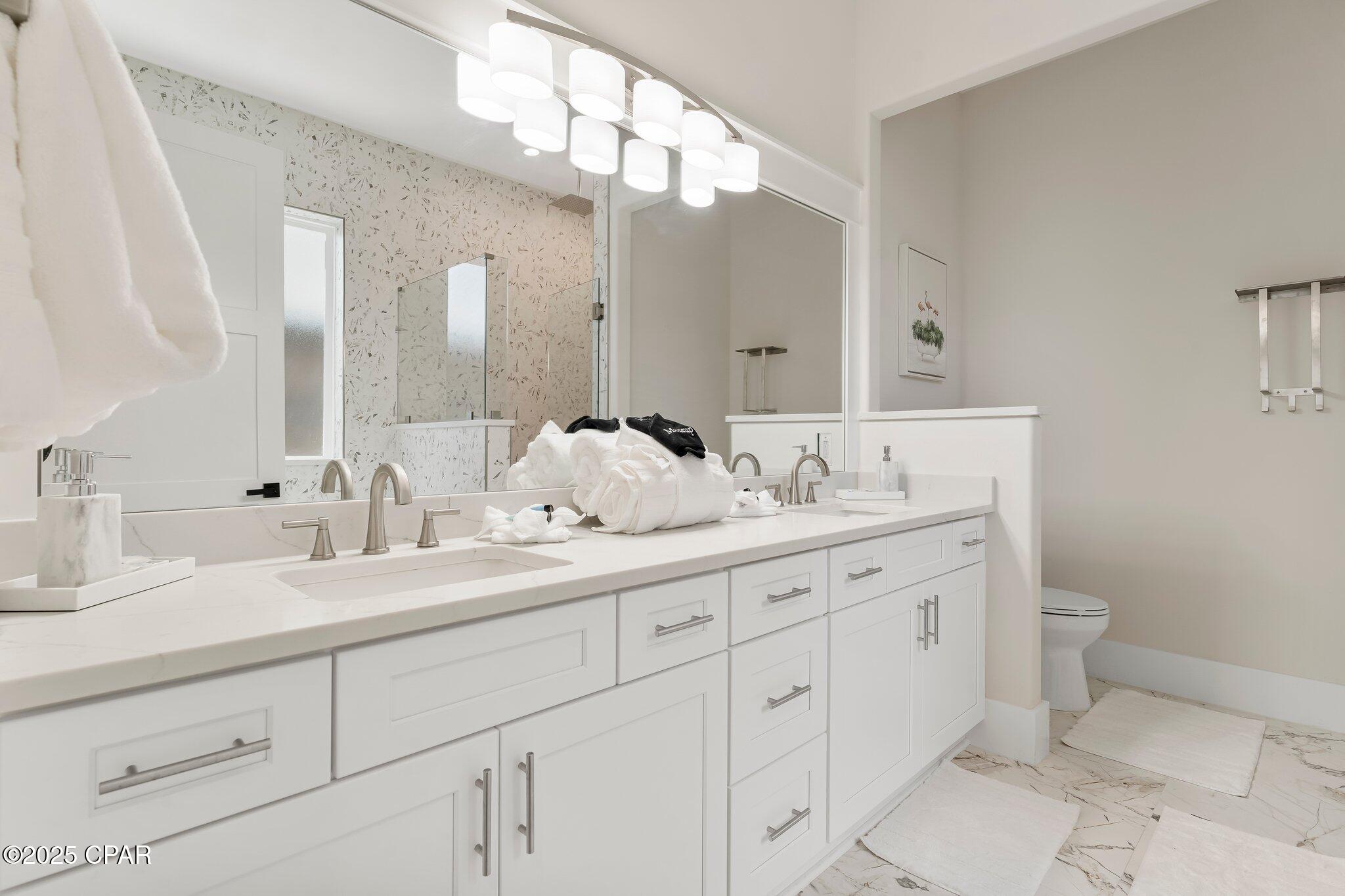 Image 24 For 6431 Lagoon Drive