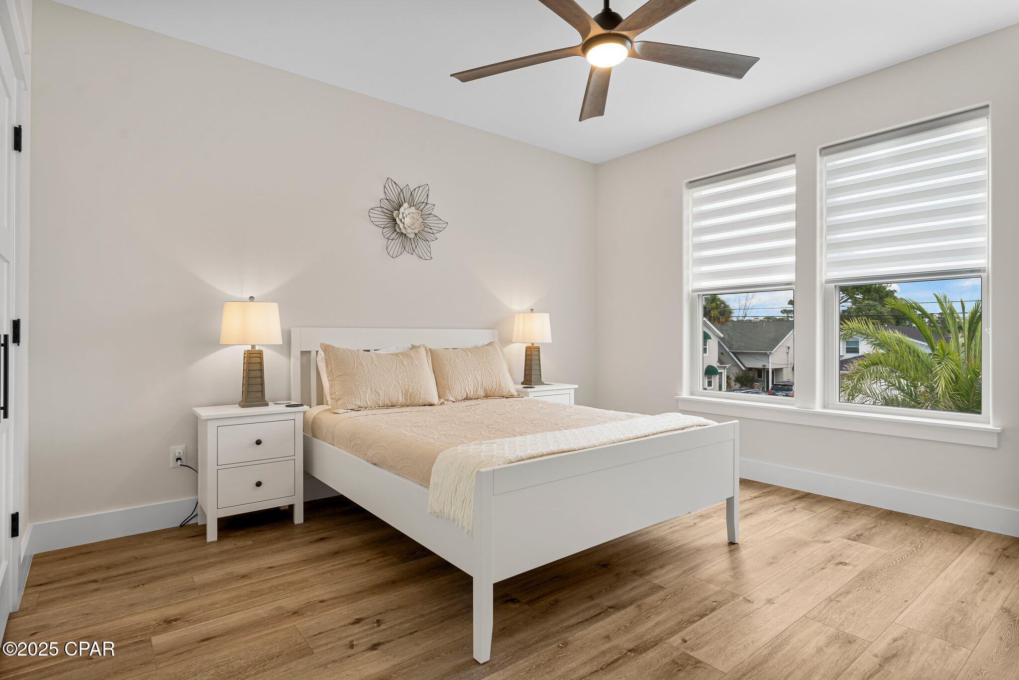 Image 33 For 6431 Lagoon Drive