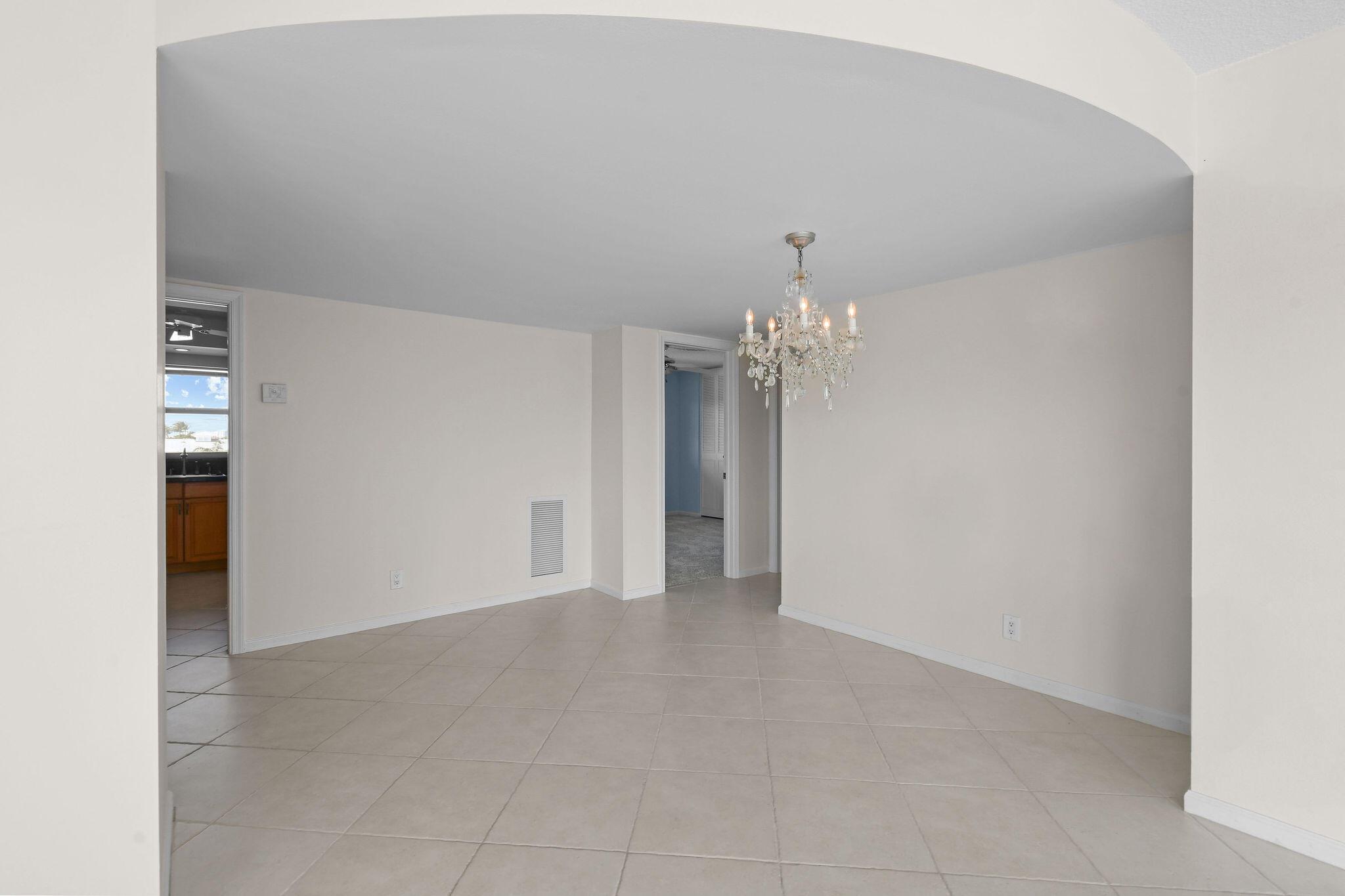 Photo 15 of home located at 801 Lake Shore Drive 419, Lake Park FL