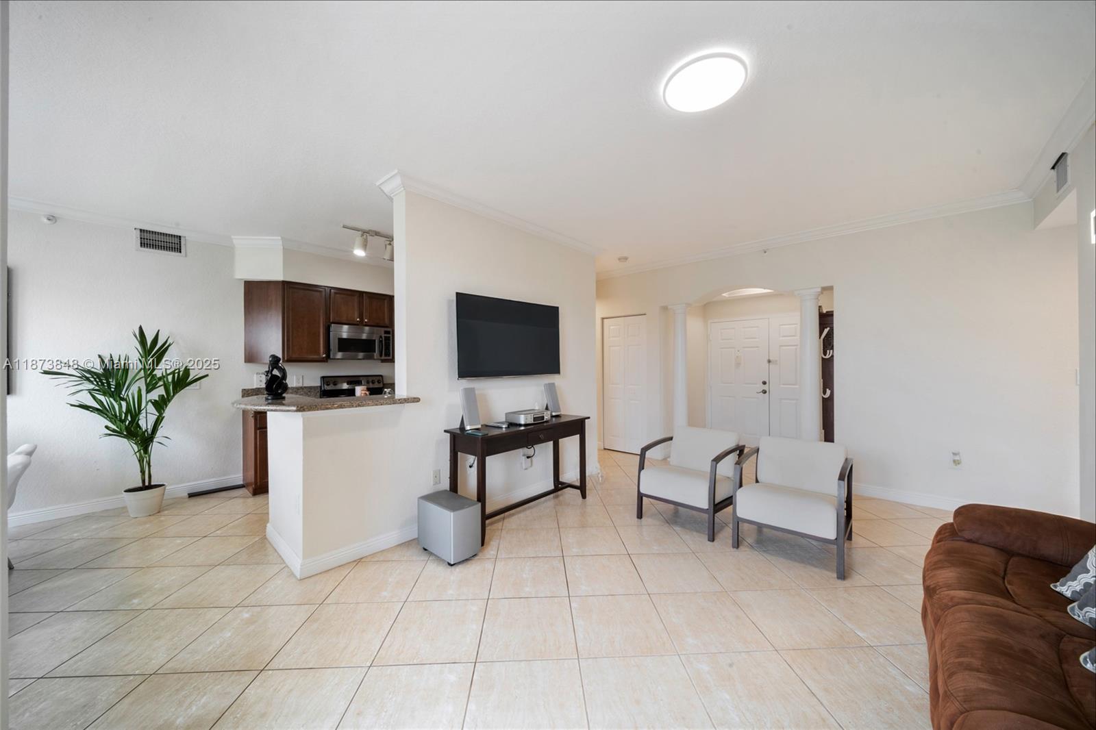 Property photo # 8