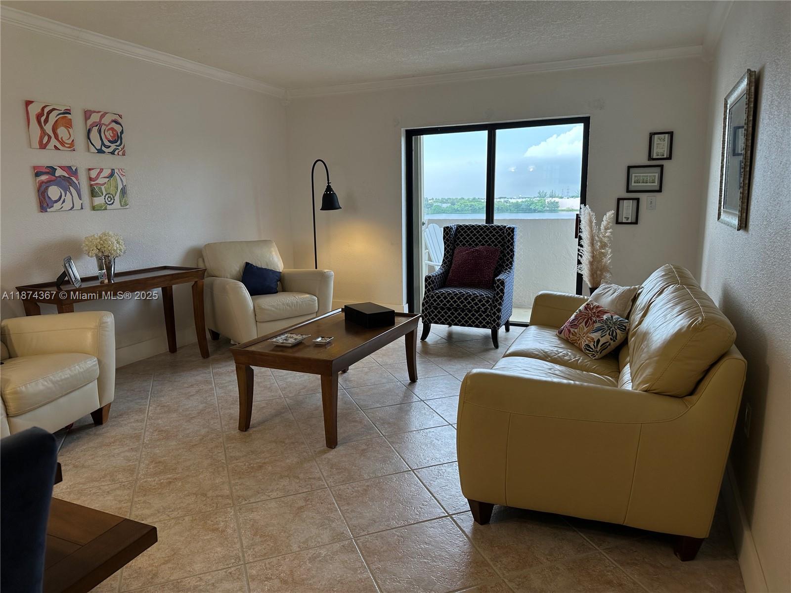 Property photo # 9