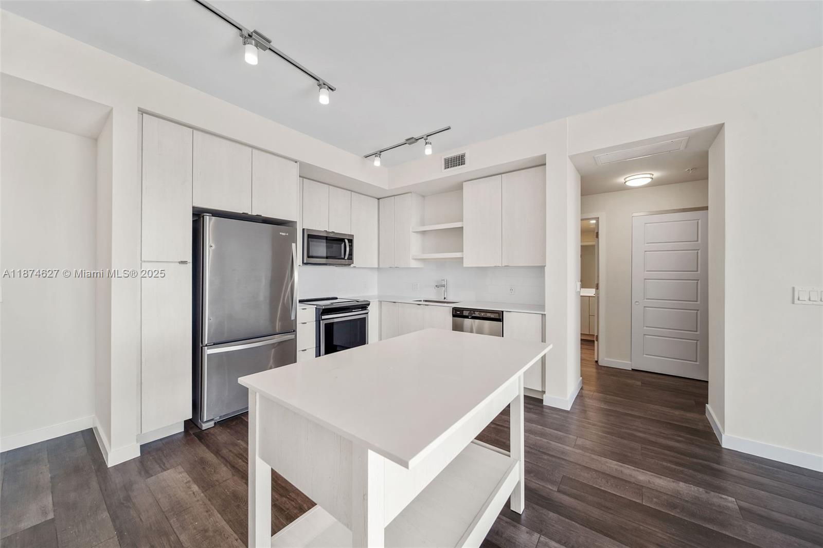 Property photo # 2