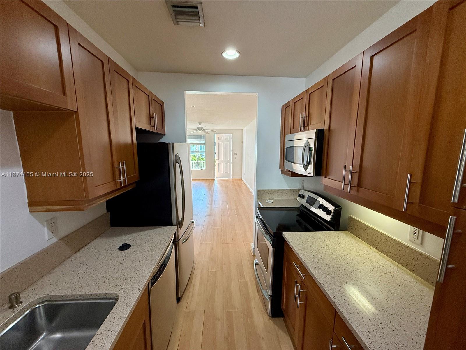 Property photo # 4