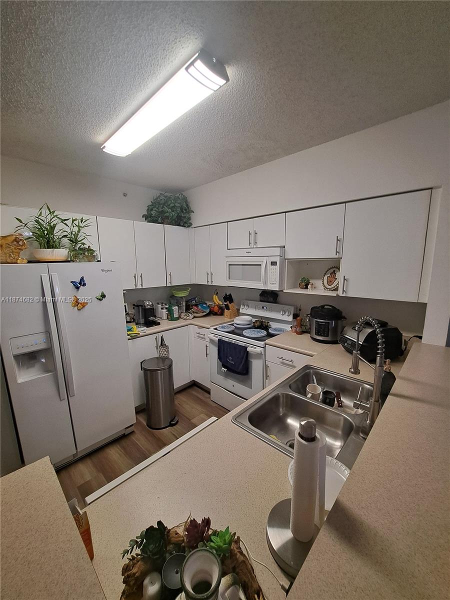 Property photo # 8