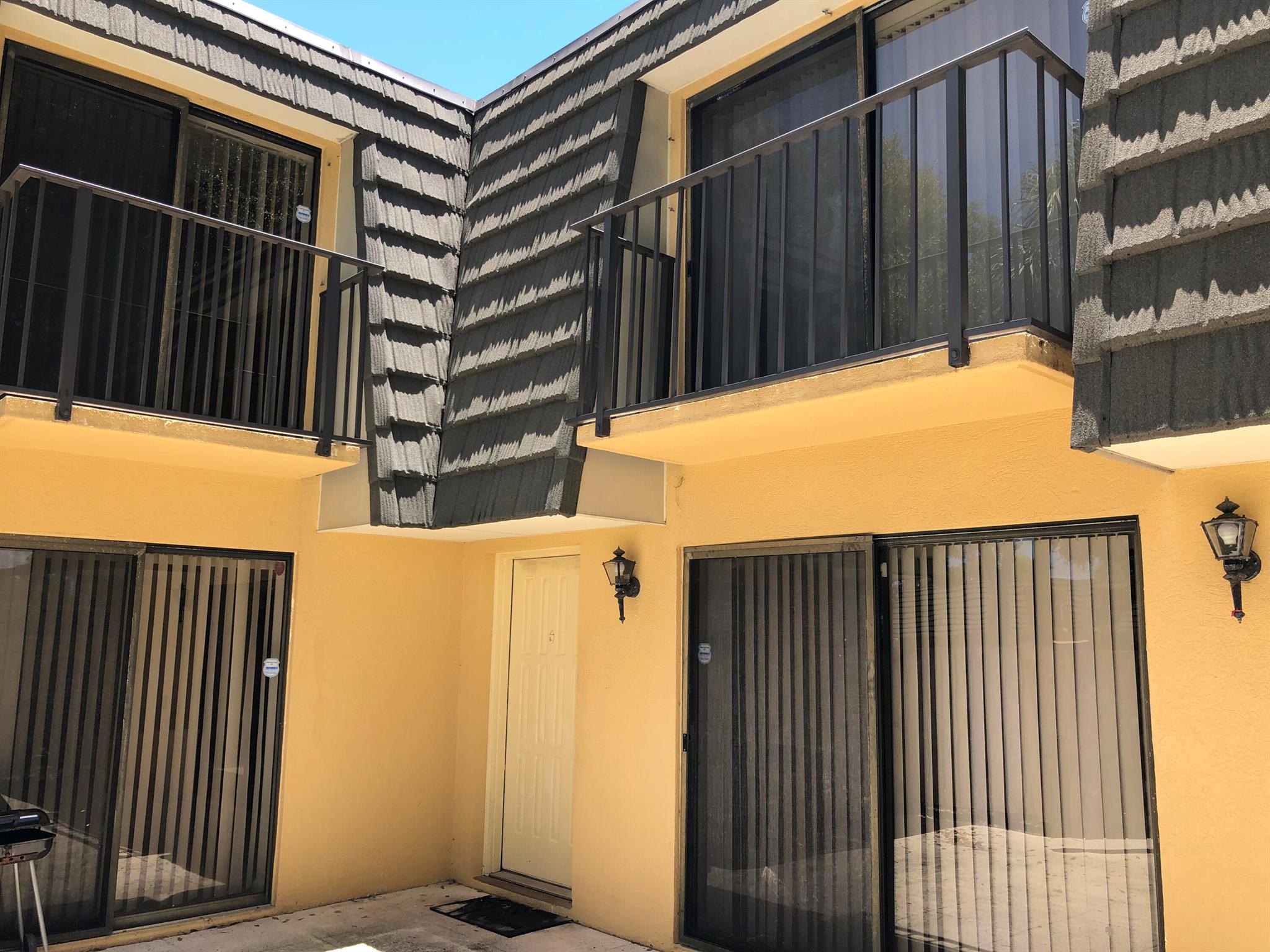 Village Of Sandalwood Lak