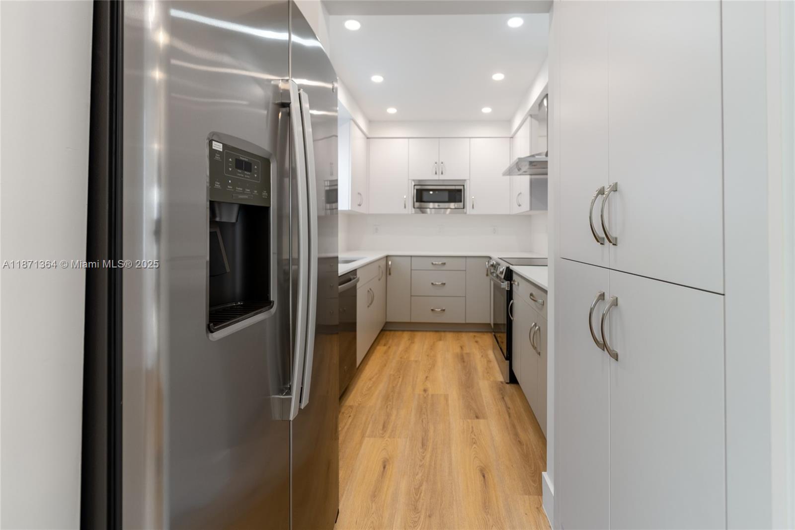 Property photo # 9