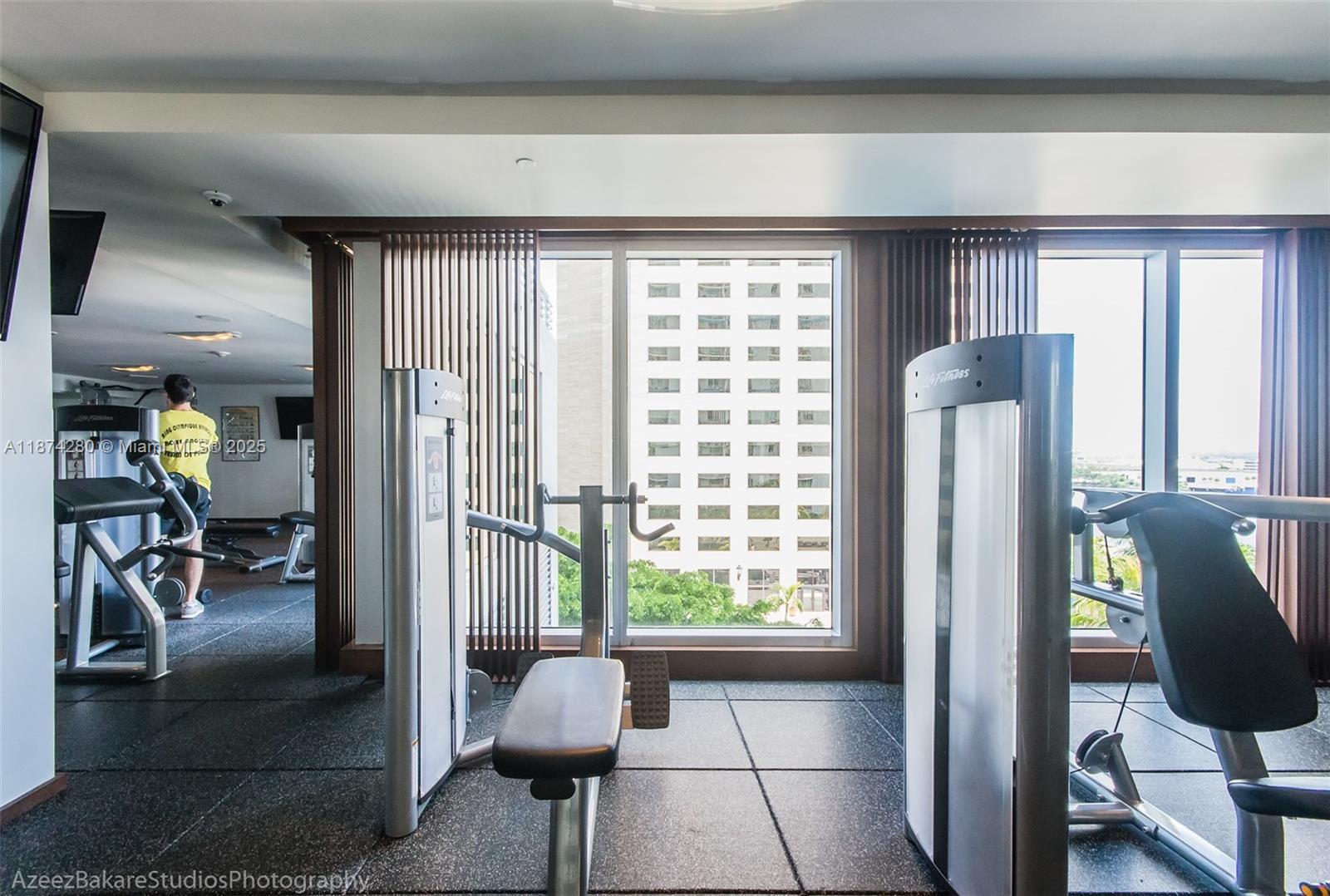 335 S Biscayne Blvd #1508, Miami FL 33131