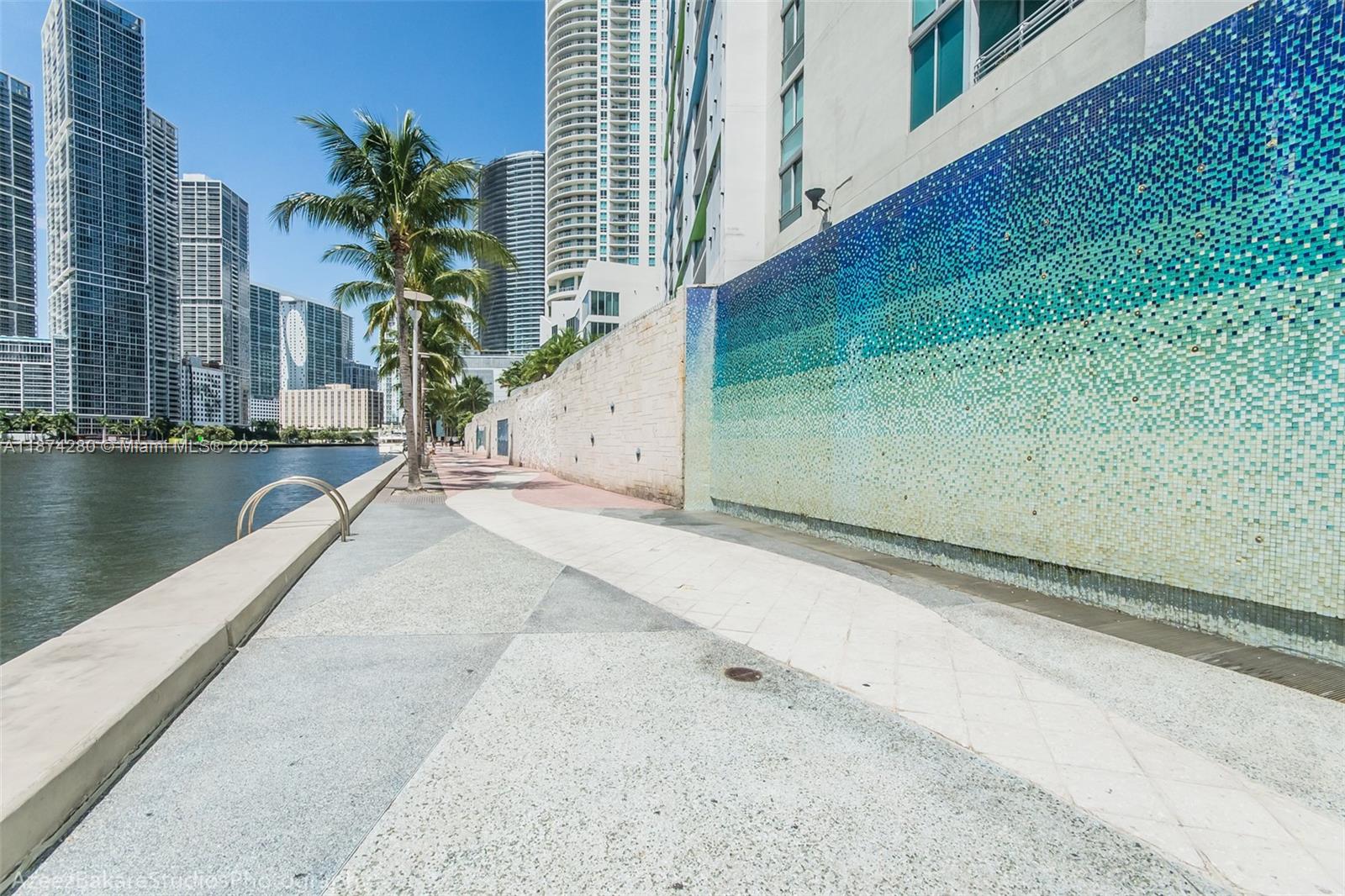 335 S Biscayne Blvd #1508, Miami FL 33131
