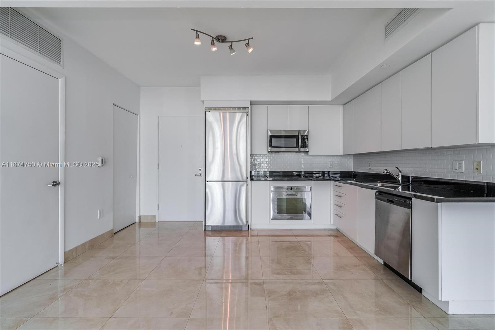 Property photo # 4