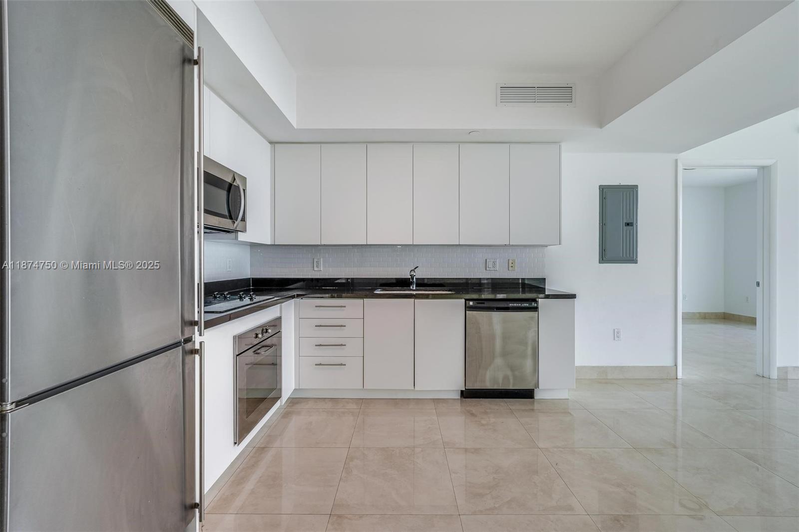 Property photo # 6