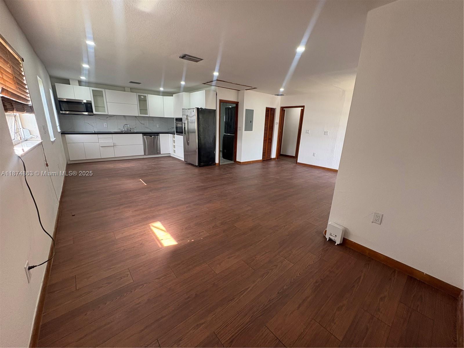 Property photo # 0