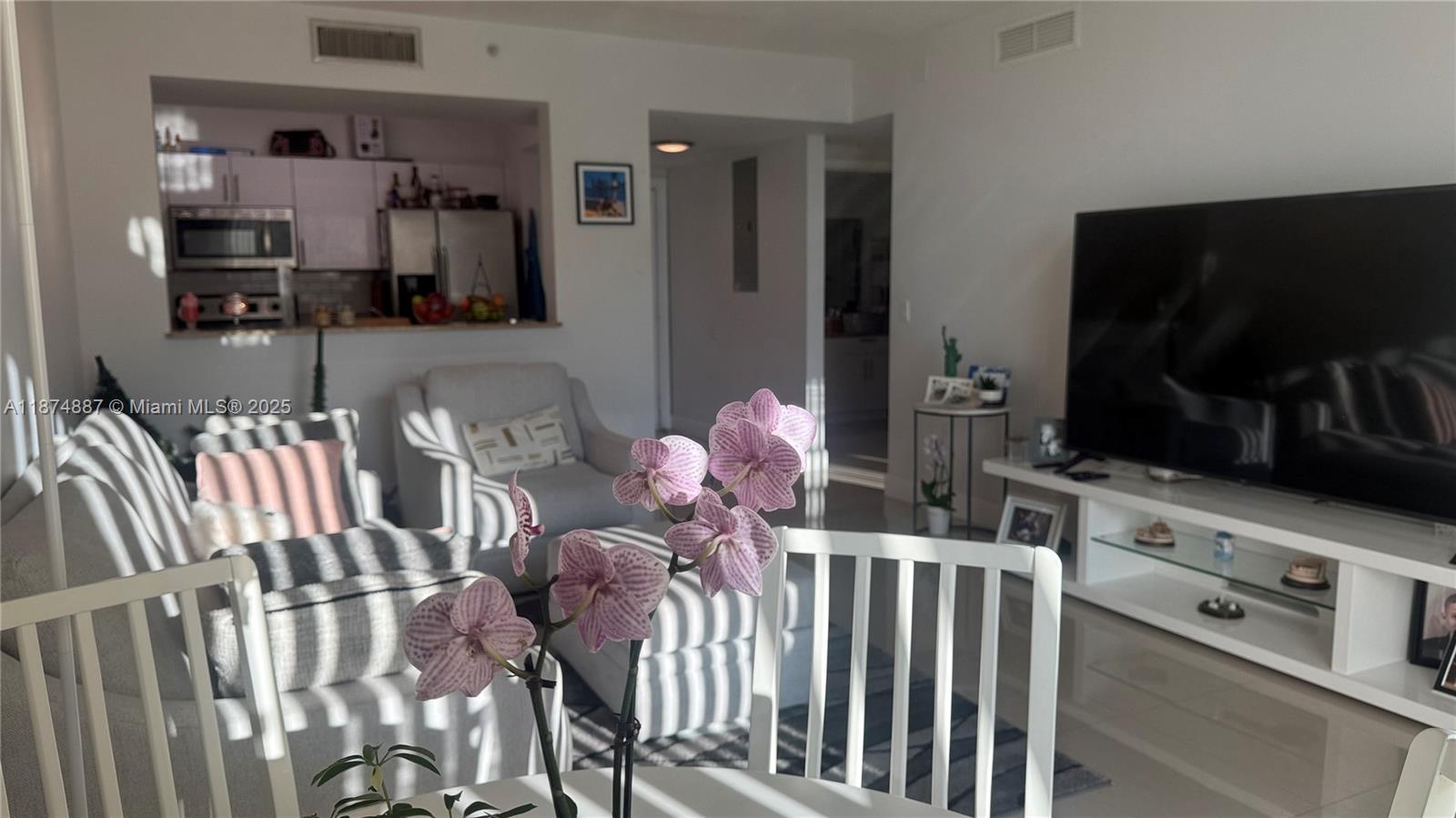 Property photo # 2