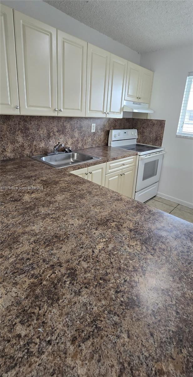 Property photo # 0