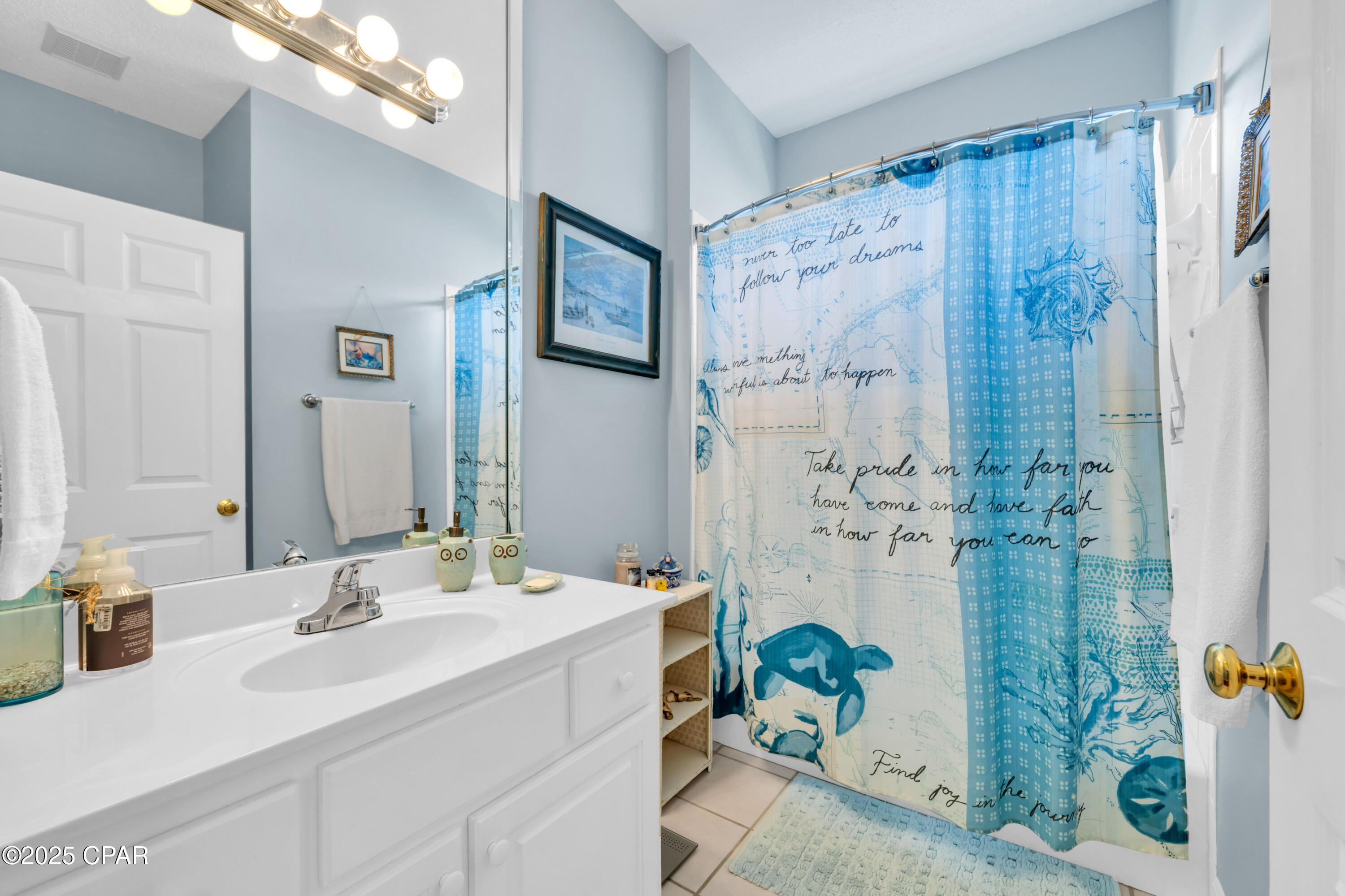 Qm3kftmik_gugwygen0kxpbxpdrjkjzvfdlhckv3zbc