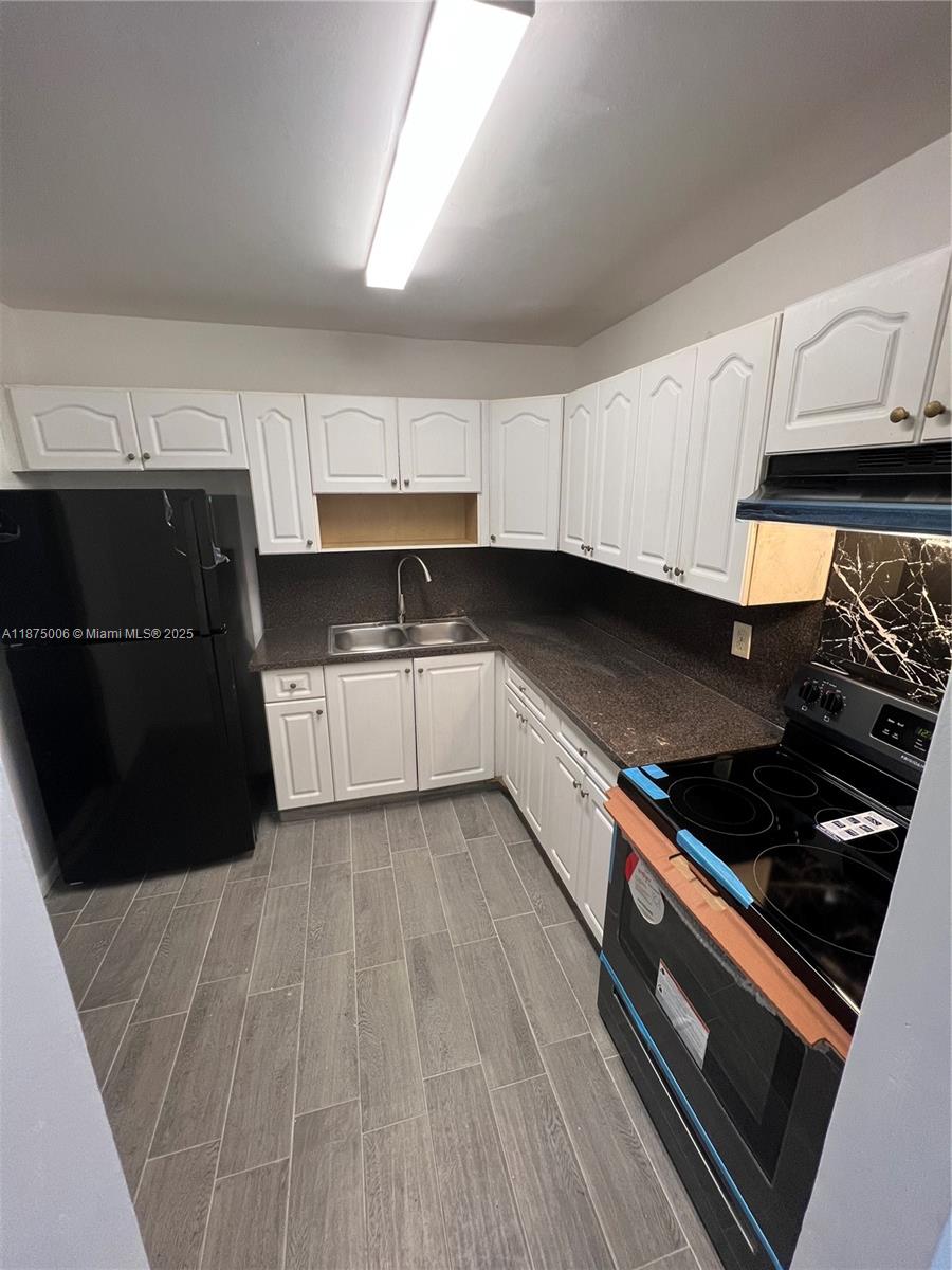 Property photo # 0