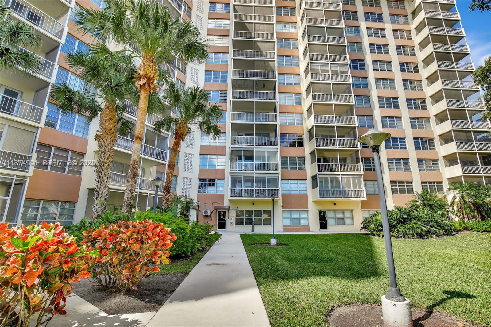 10777 Sample Rd Unit 912, Coral Springs, Florida 33065