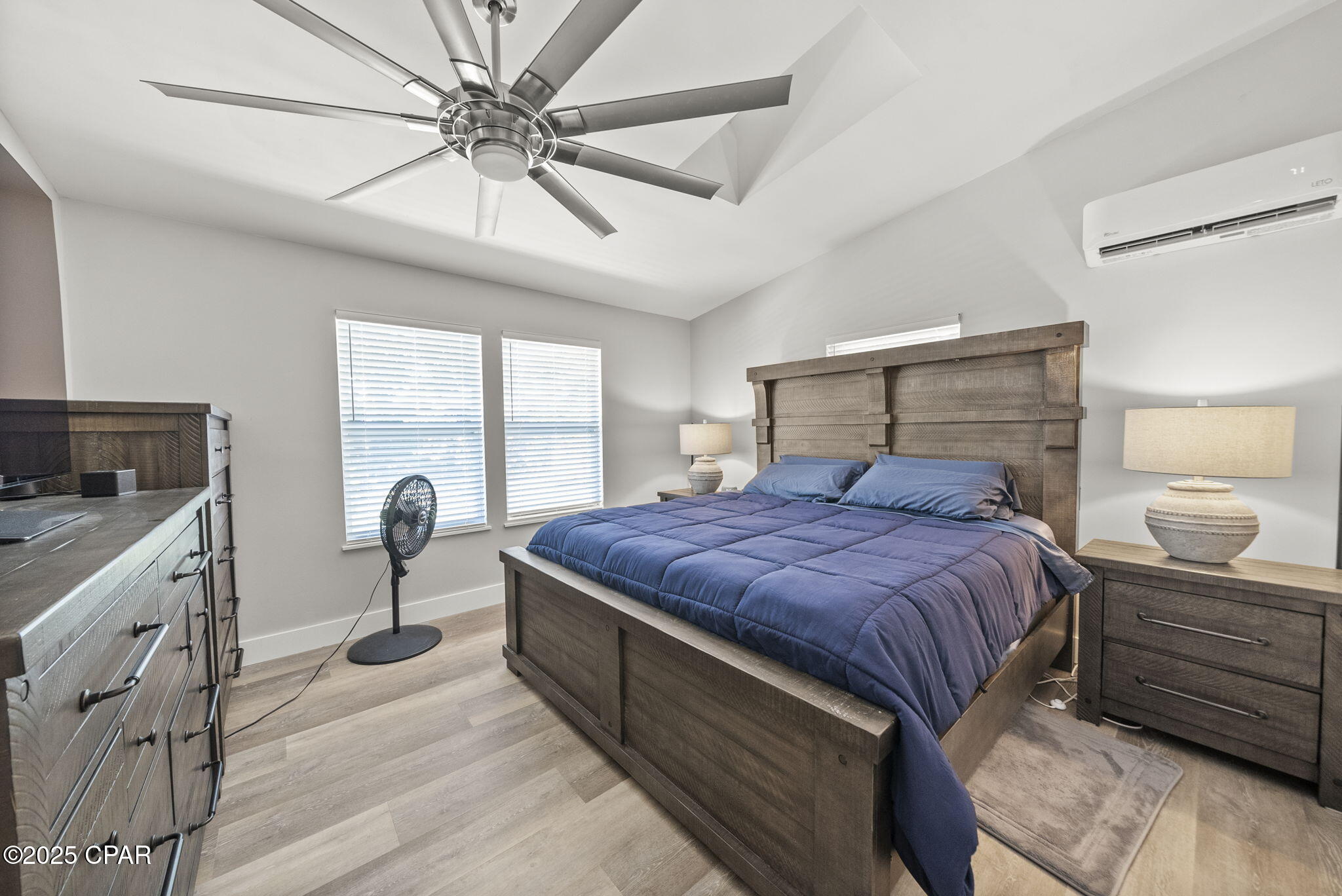 Ly D6pwty7_16d Ar8sjp6lvisctbirsq8mk0us0j Q