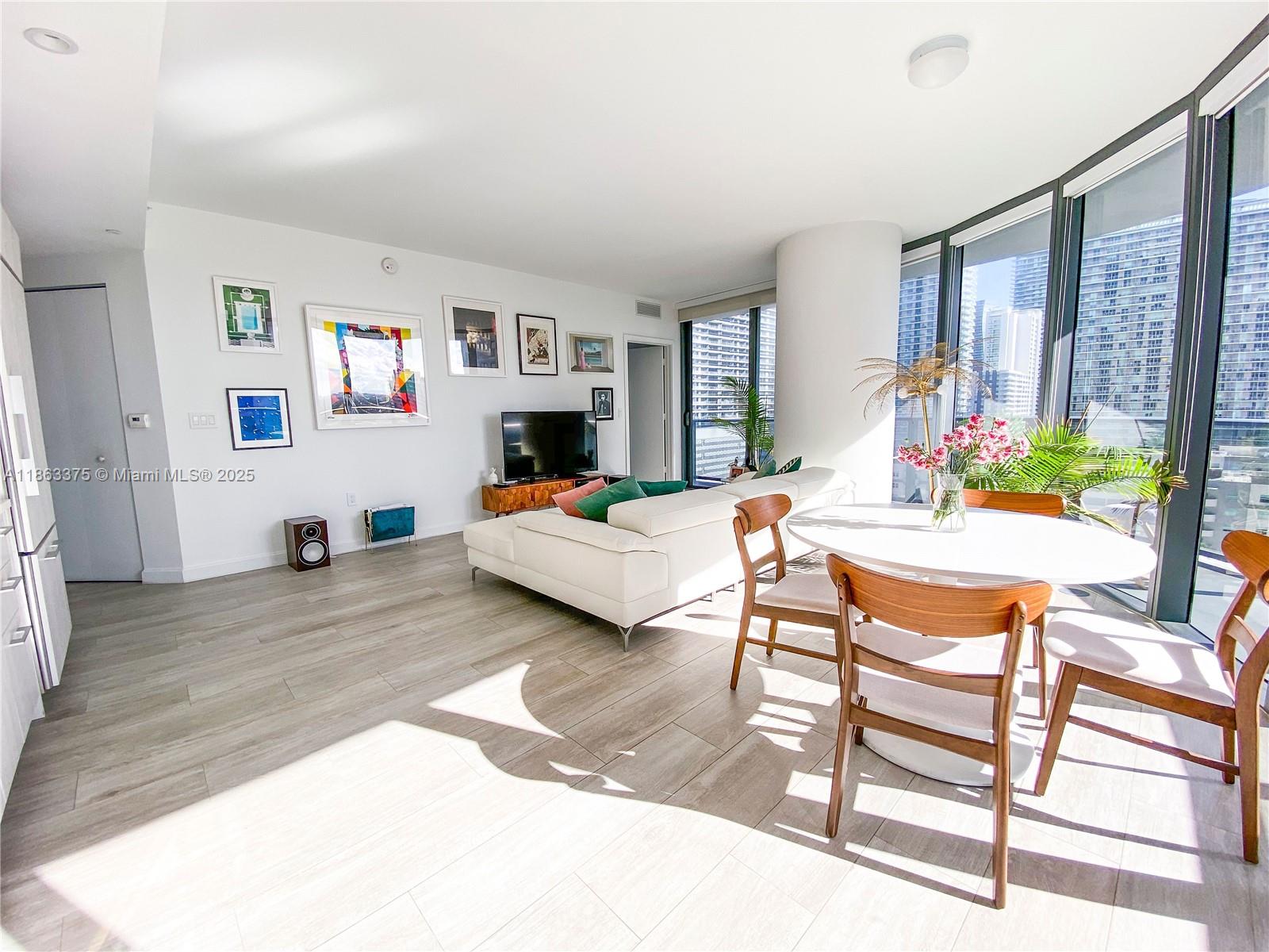55 9th St Unit 1706, Miami, Florida 33130