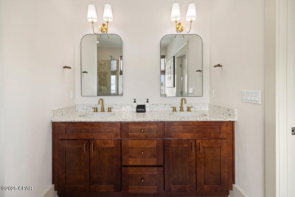 Image 28 For 122 Winston  