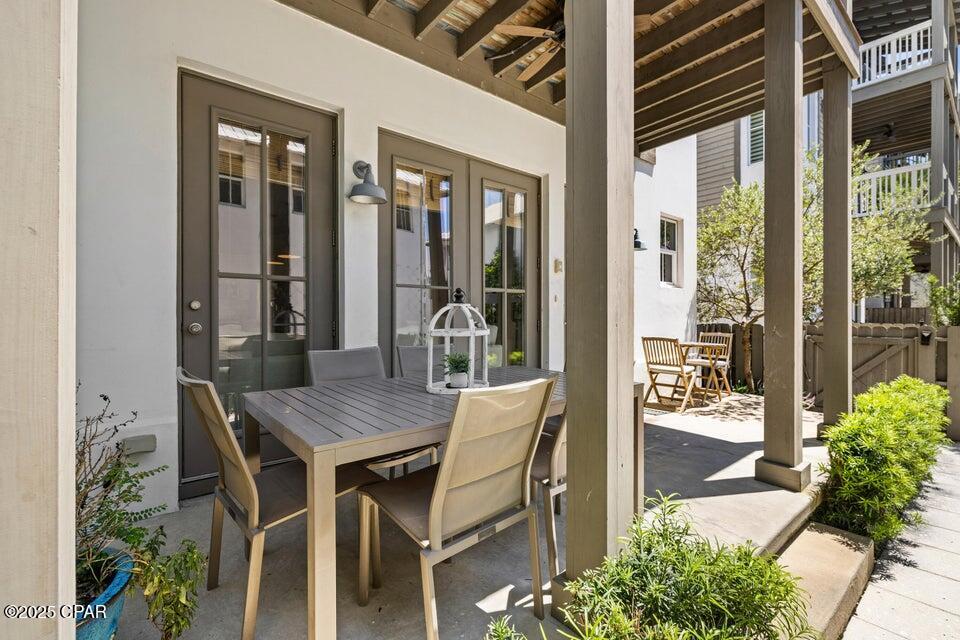 Image 30 For 122 Winston  