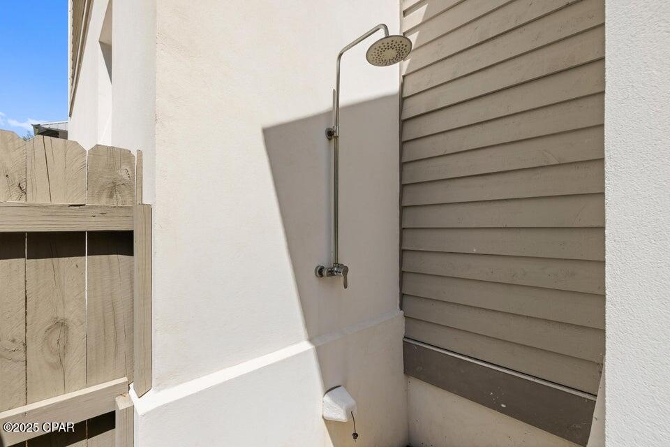 Image 44 For 122 Winston  