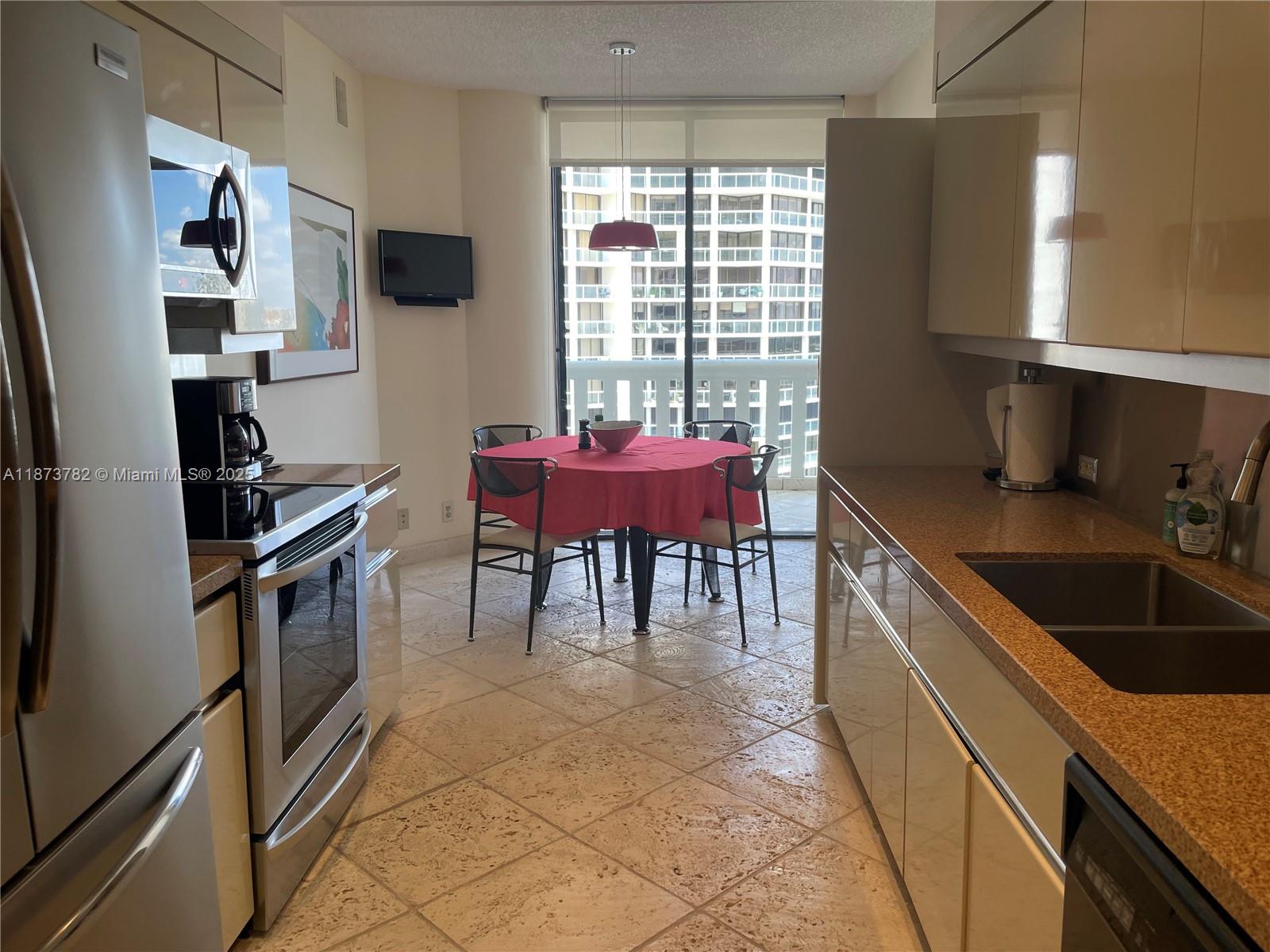 Property photo # 9