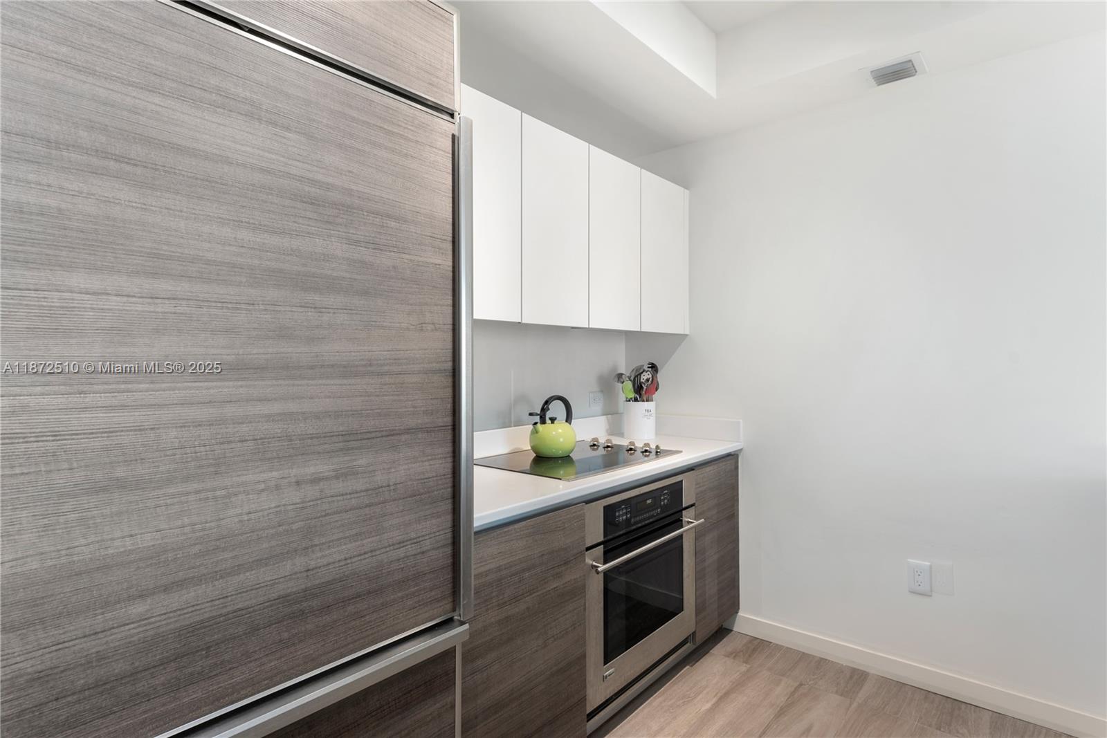 Property photo # 6