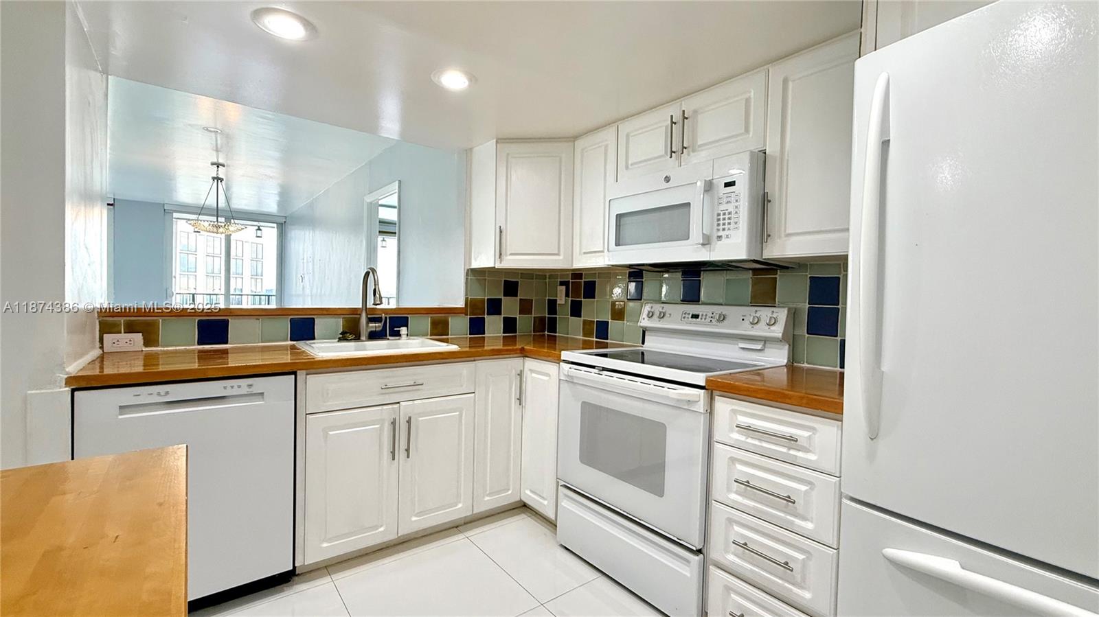 Property photo # 4
