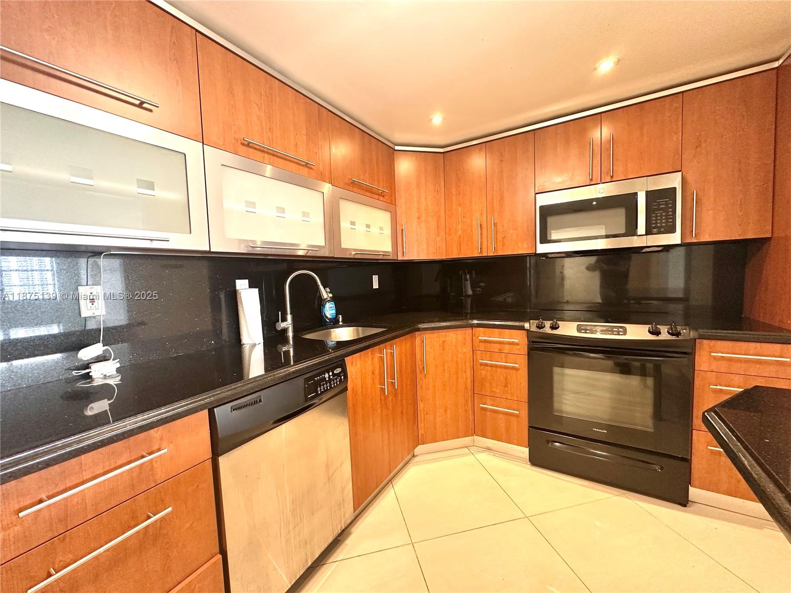 Property photo # 6