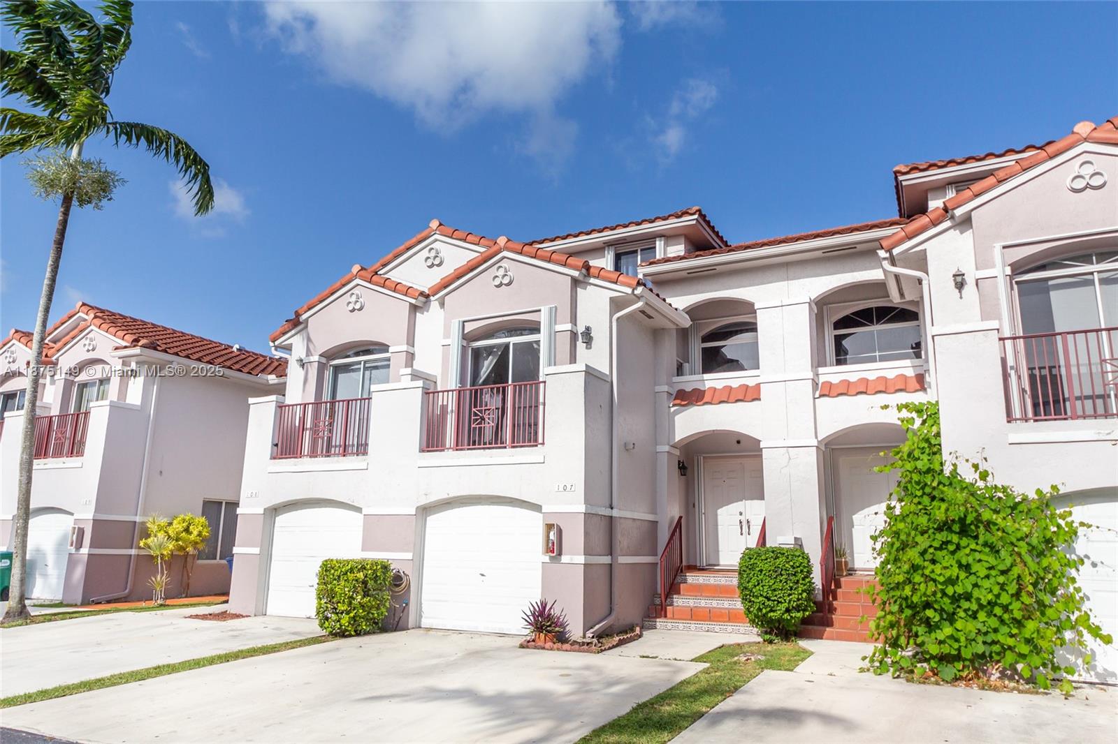 Villas At The Hammocks Co