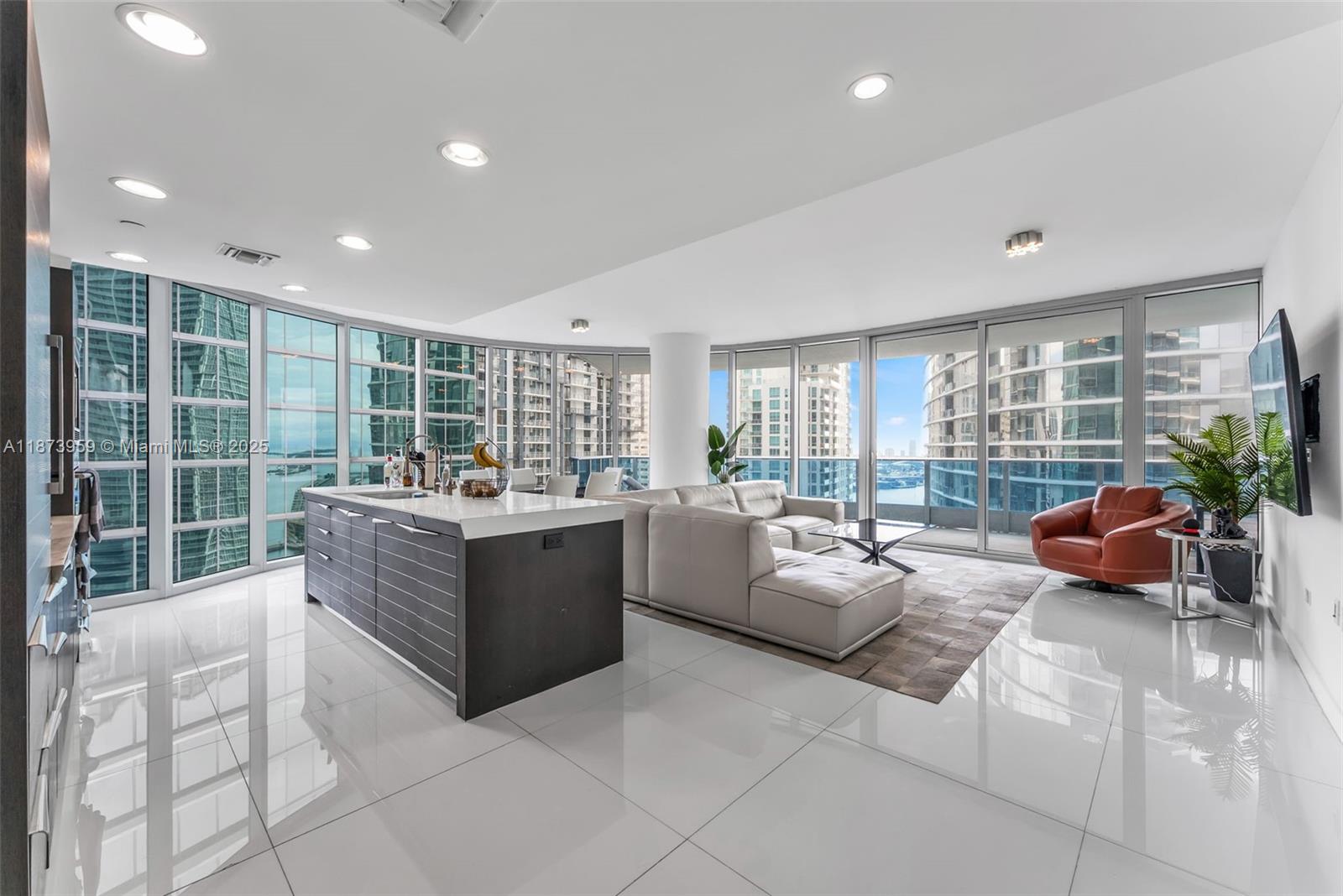 200 Biscayne Boulevard Way Unit 3601, Miami, Florida 33131