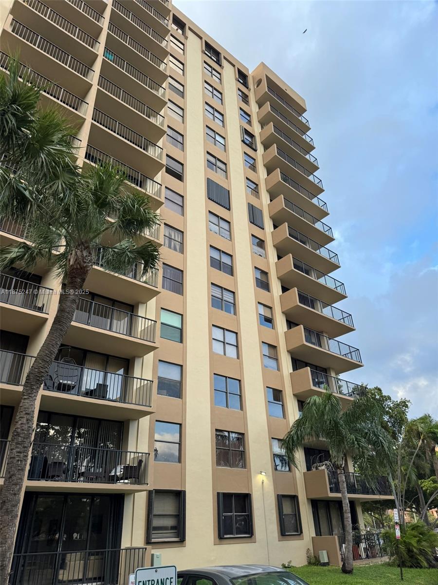 Greenwich Ph I Condo