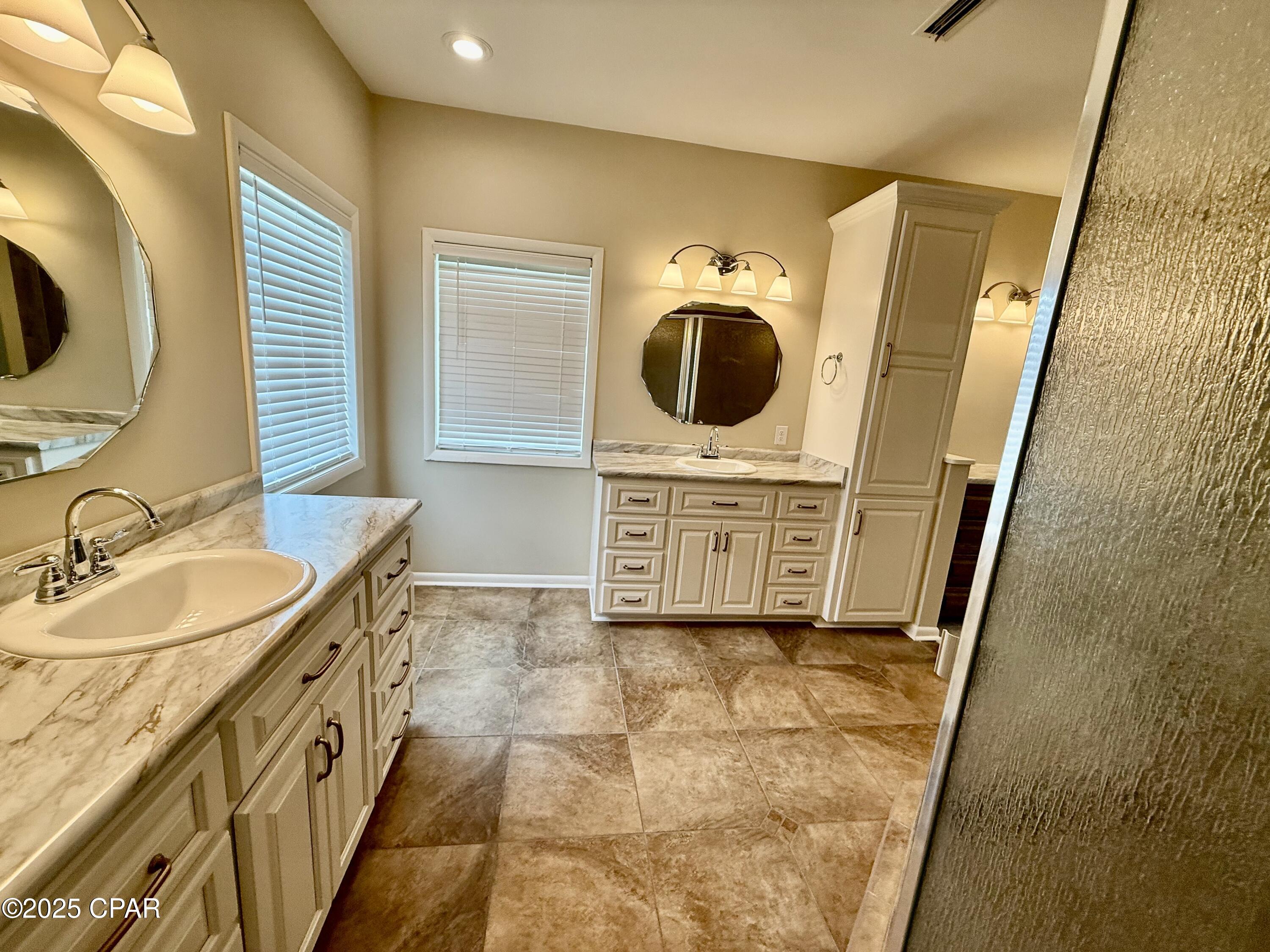 Image 34 For 4527 Red Oak Trace