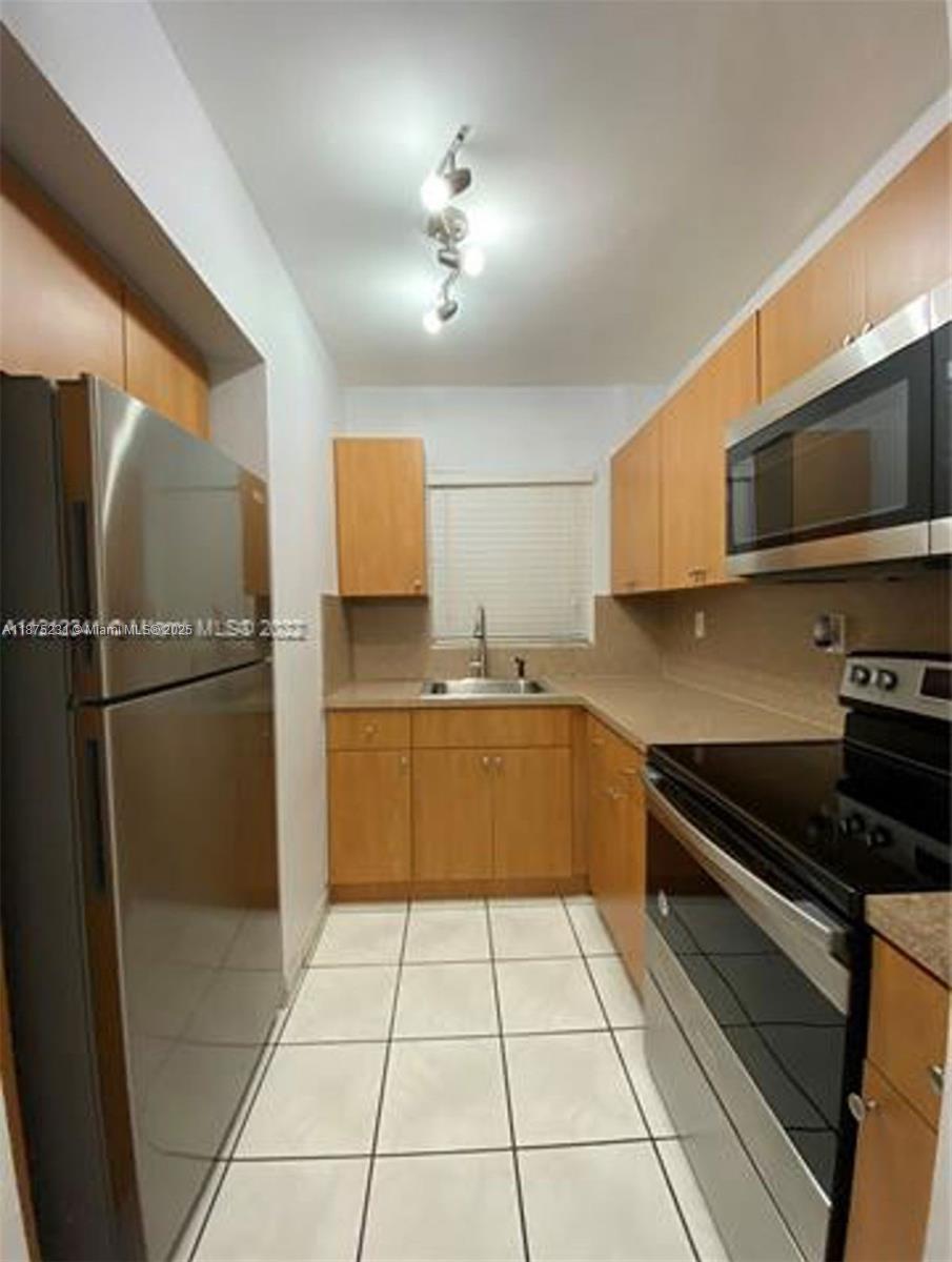 Property photo # 0