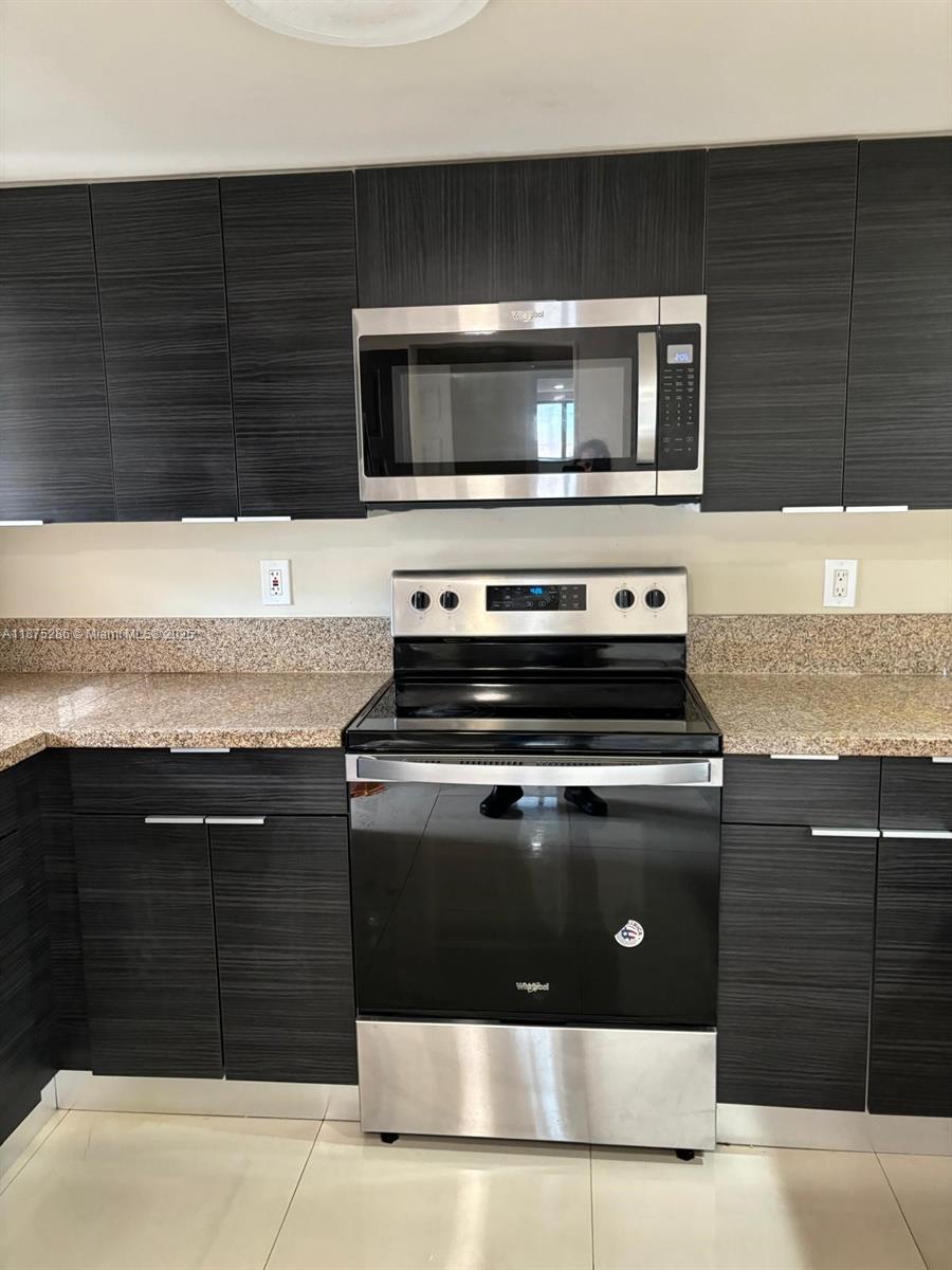 Property photo # 6