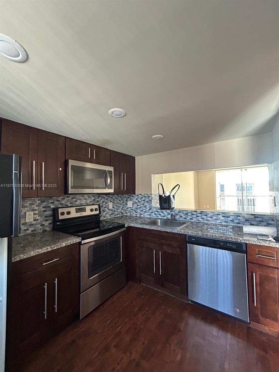 Property photo # 0