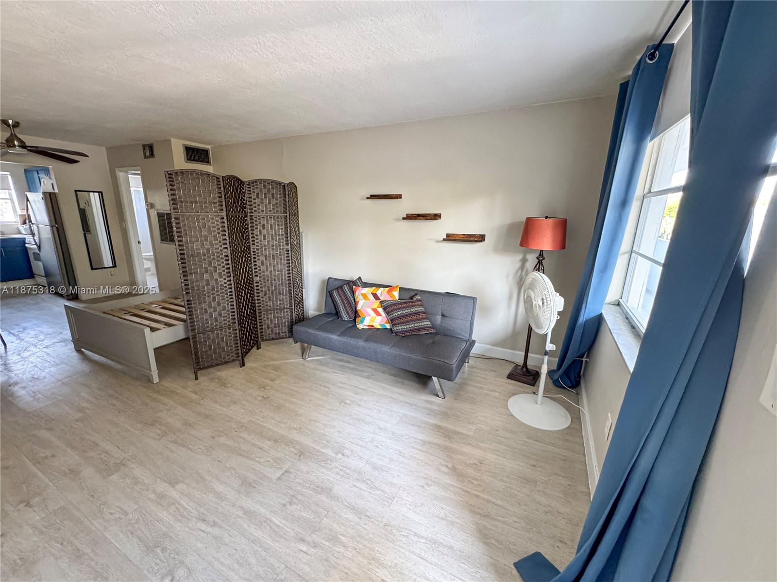 Property photo # 6