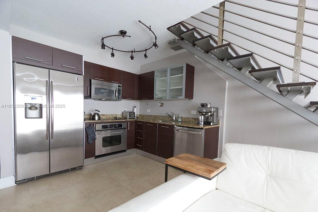 Property photo # 8